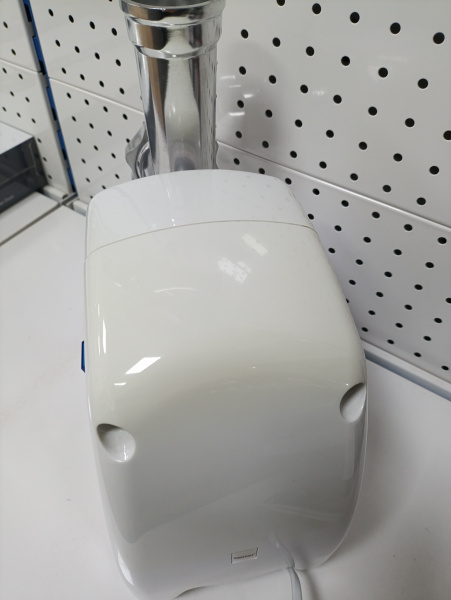 Мясорубка Zelmer ZMM2853B (1.5кг/мин,1300Вт, 2 сетки, 2 барабана слайсера) white Уценка! купить по самой низкой цене