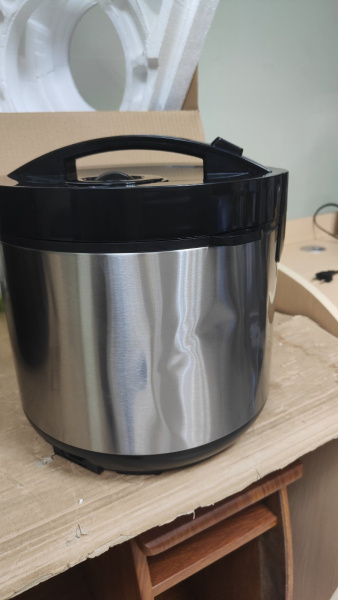 Мультиварка Maestro MR-793 (серебр.) 42 прогр., диспл., антиприг.покр.чаши, электр. упр., 5л, 900Вт Уценка! купить по самой низкой цене