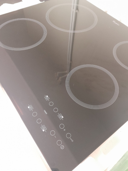 Панель варочная электрич.Whirlpool AKT801NE 4конф,стеклокерамика, сенсорные переключ. Уценка! купить по самой низкой цене