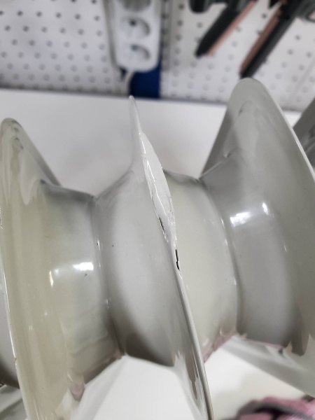 Обогреватель масляный Mesko MS 7806 (1200Вт, 11 секций, термостат, защита от перегрева) Уценка! купить по самой низкой цене