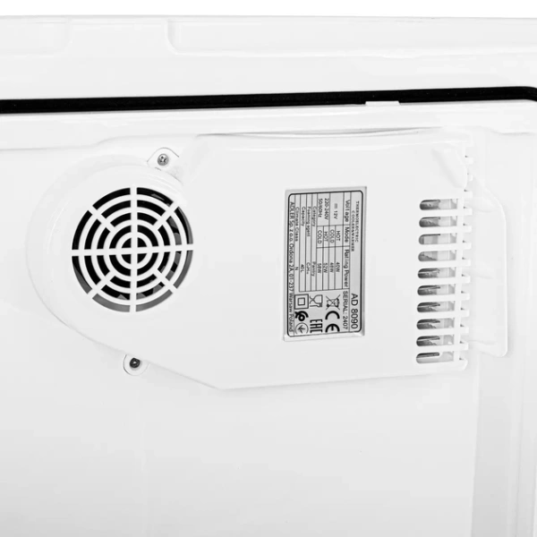 Холодильник автомобильный Adler AD 8090 (40л. DC 12V / AC 220-240V, внутр 45,0 cm x 30,4 x 30,0 cm) купить по самой низкой цене